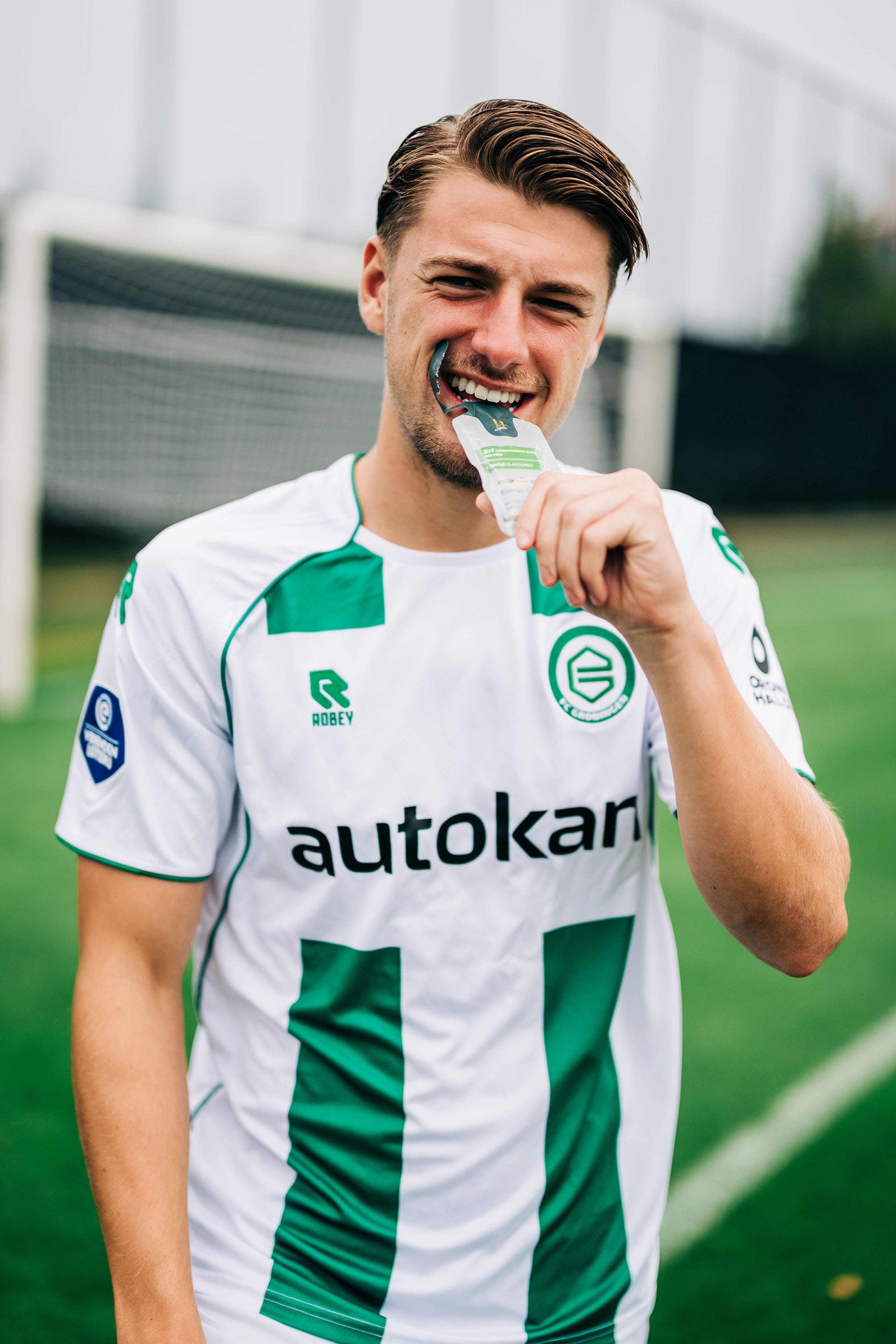 Energy Carb Gel Voetbal FC Groningen Energiegel Nemen