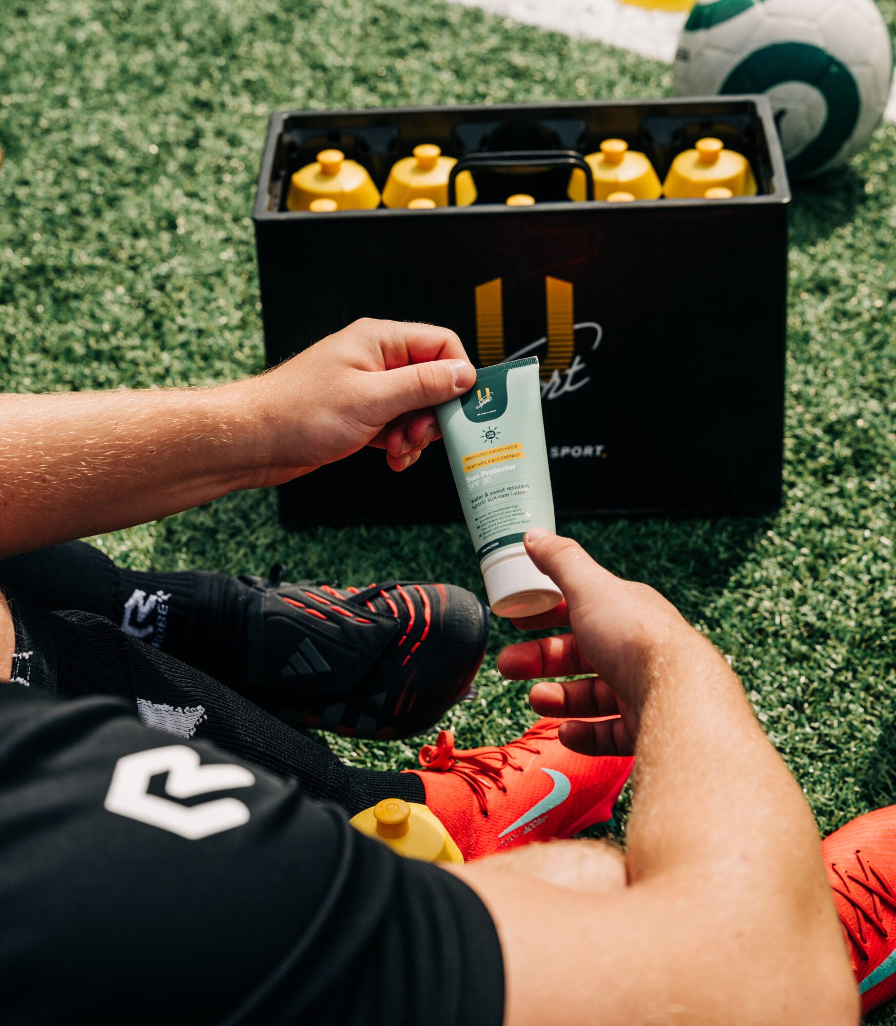 U Sport Zonnebrand Op Voetbalveld Sun Protector SPF30