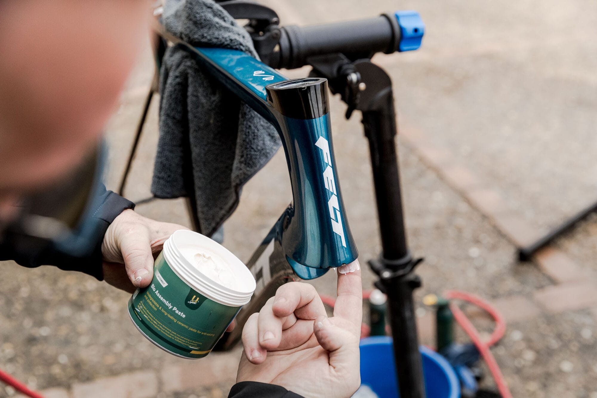 BEAT Cycling Mechanieker Gebruikt Bio Bearing Grease Fietsonderhoud U Sport