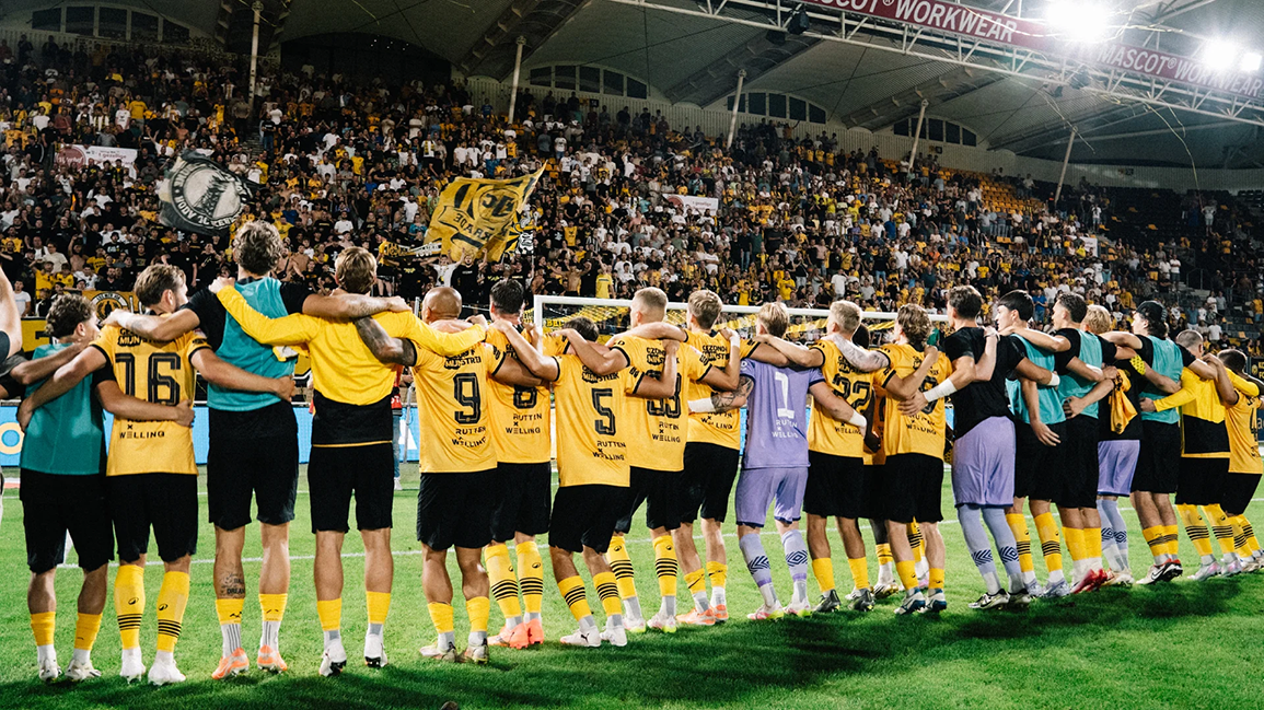 Roda JC Voetbalclub Spelers Vieren Overwinning