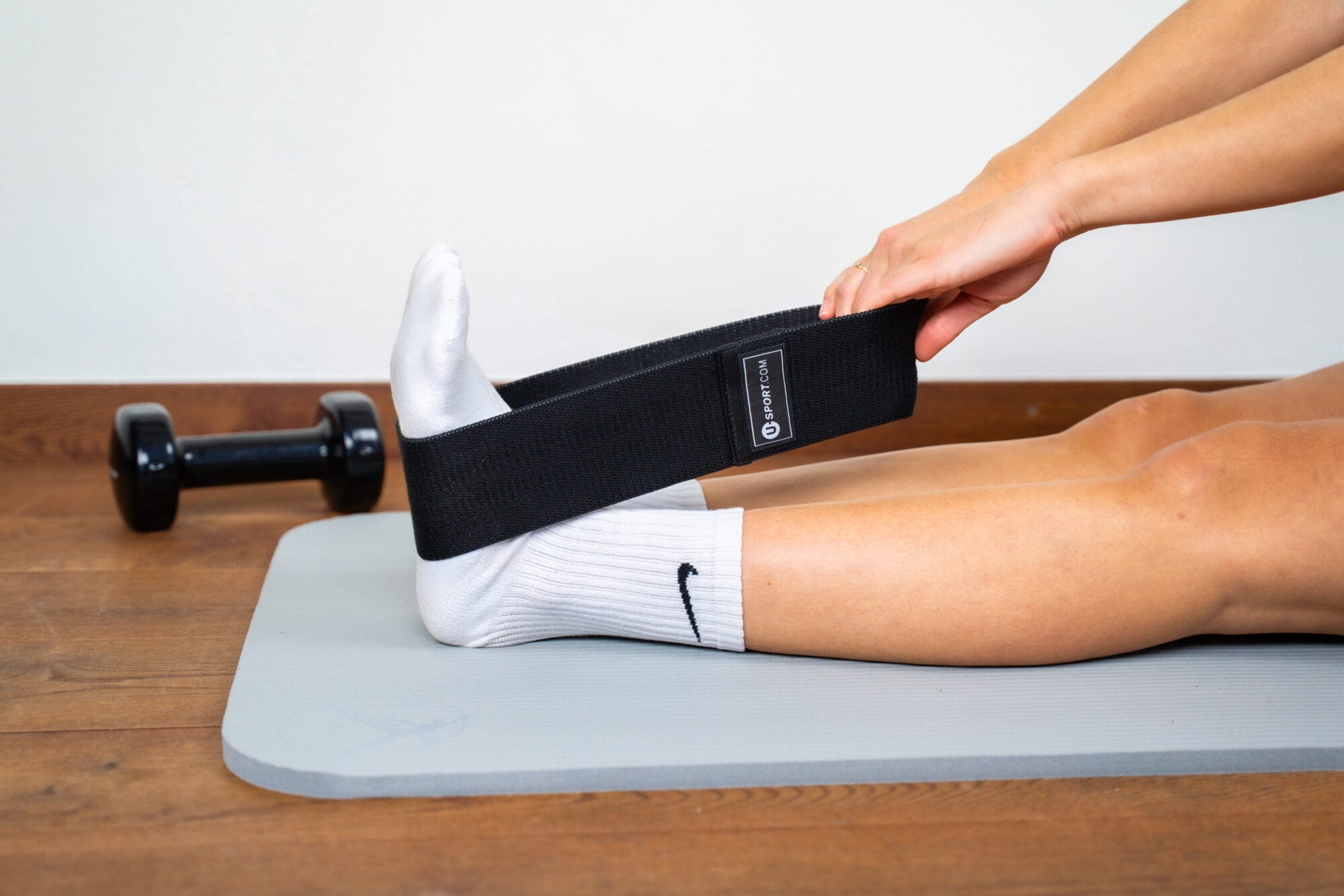 Premium resistance band voor krachttraining en mobiliteit, duurzame fitness band voor thuis workouts, stretching, warming-up en full body training.